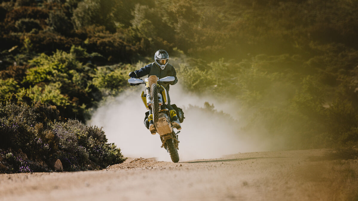 Husqvarna 701 action