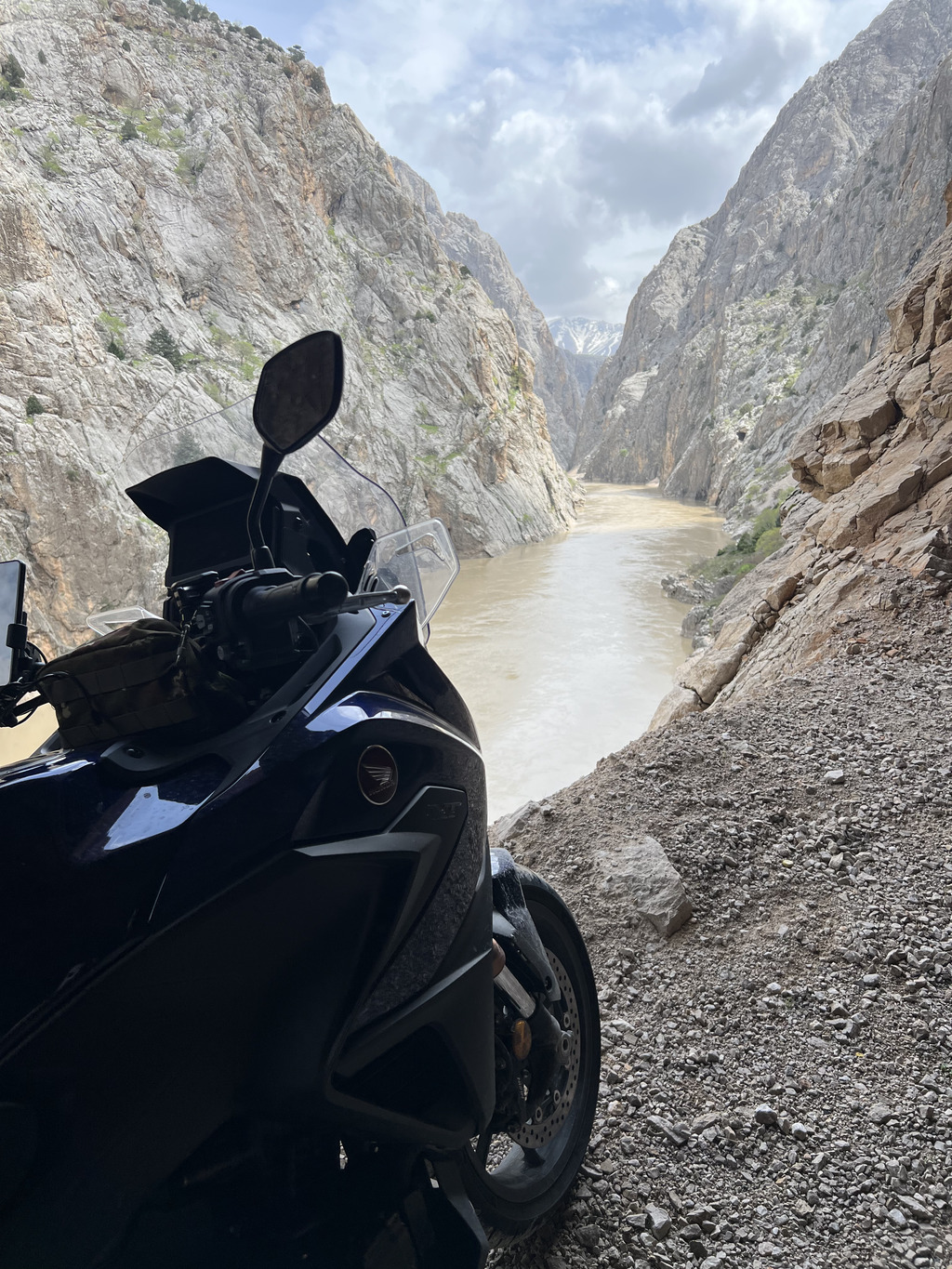 Dark Canyon lungo l'Eufrate