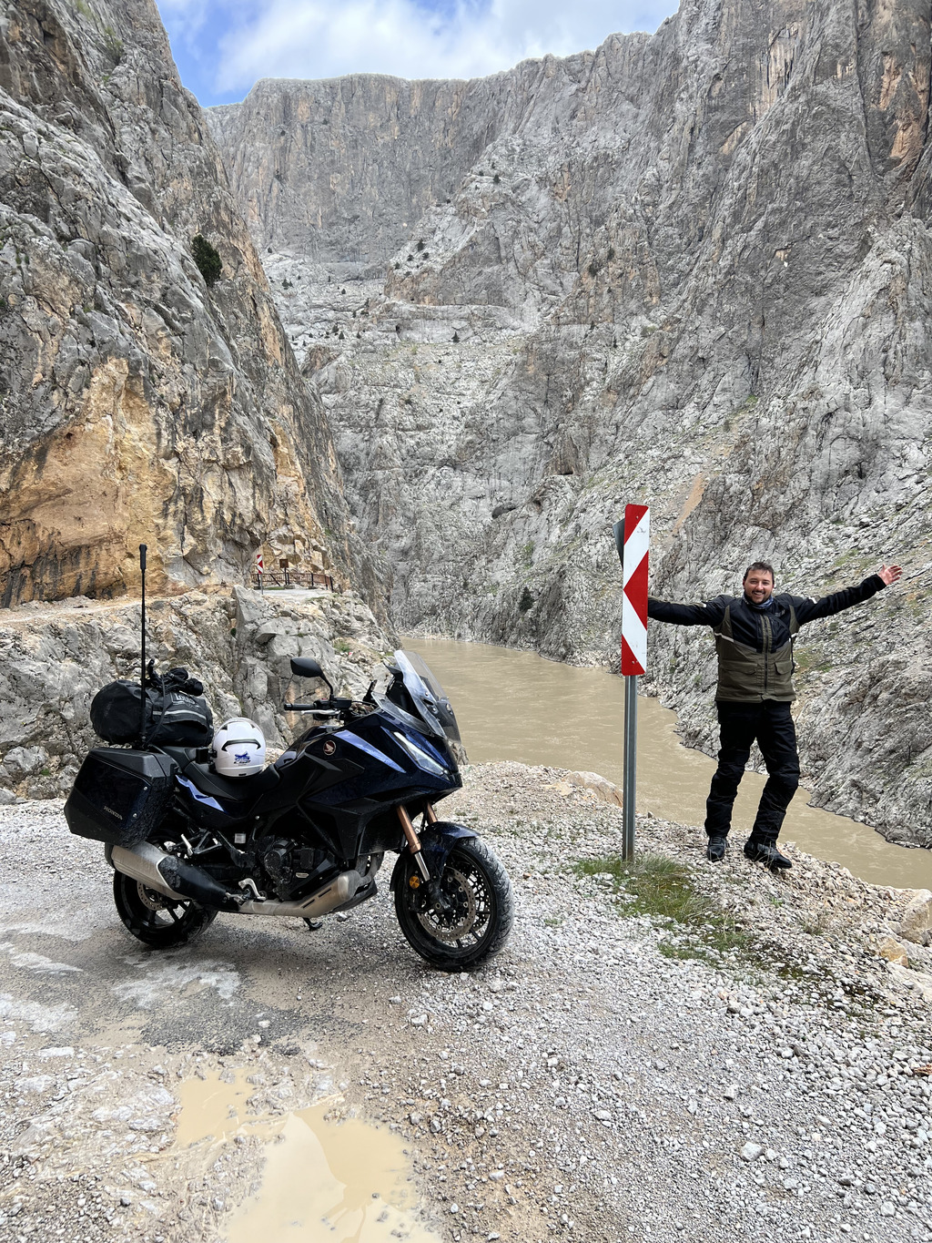 Dark Canyon lungo l'Eufrate